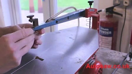 How To Replace Scroll Saw Blades